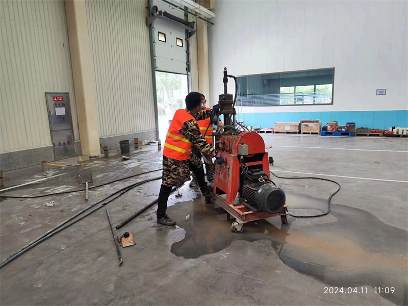 景洪厂房地面下沉塌陷注浆加固施工